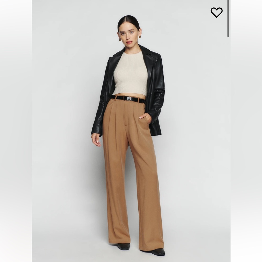 Reformation Mason Suiting Pleated Pant in Camel
